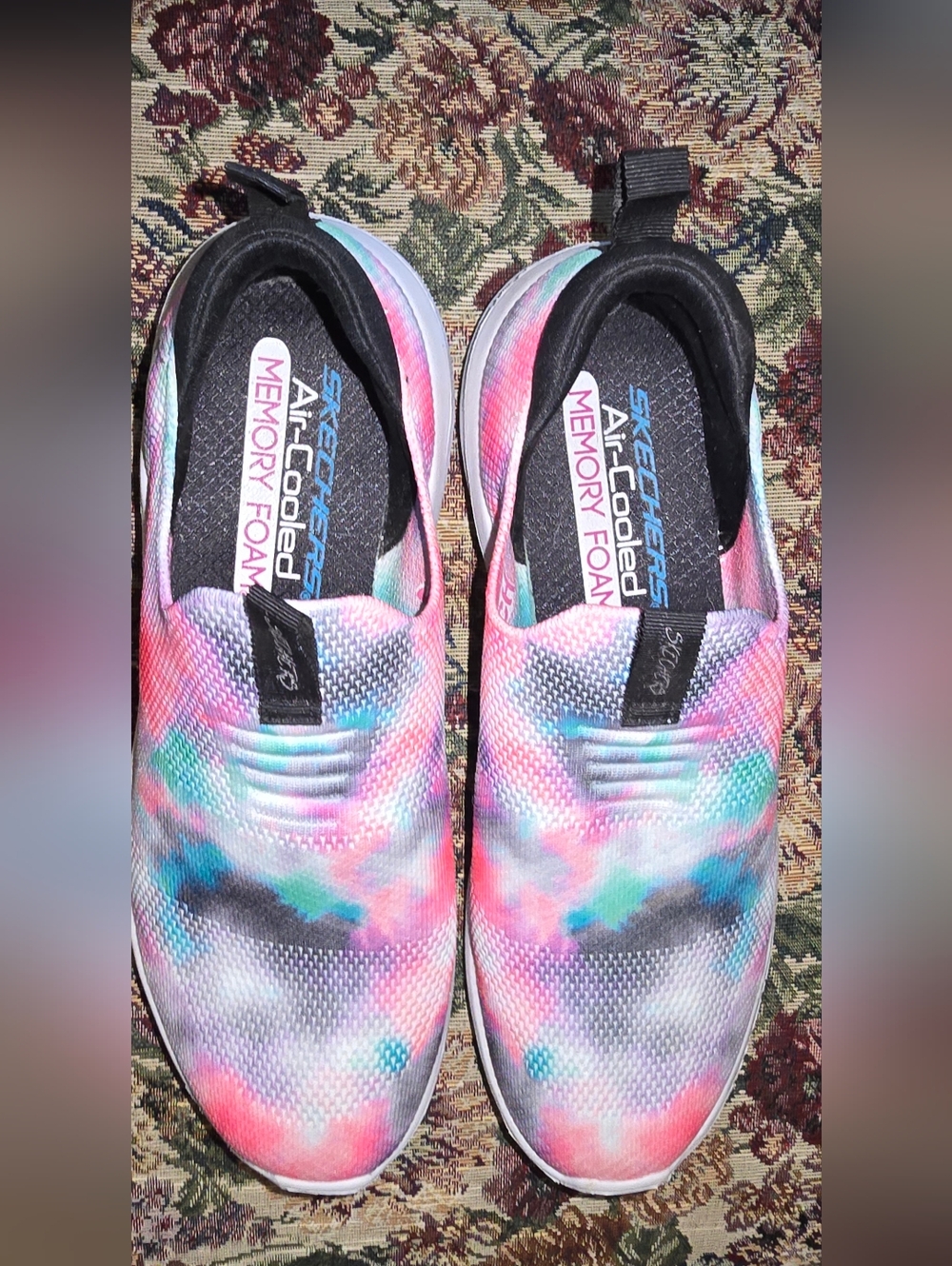 Skechers Women’s Tie-Dye Slip-On Sneakers - Pink/Blue